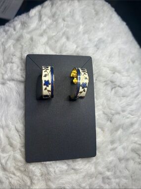 Gold-Tone Floral Enamel Hoop Earrings - Blue & Cream